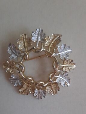 Gold and Silver Leaf Wreath Brooch - Elegant Two-Tone Women’s Jewelry